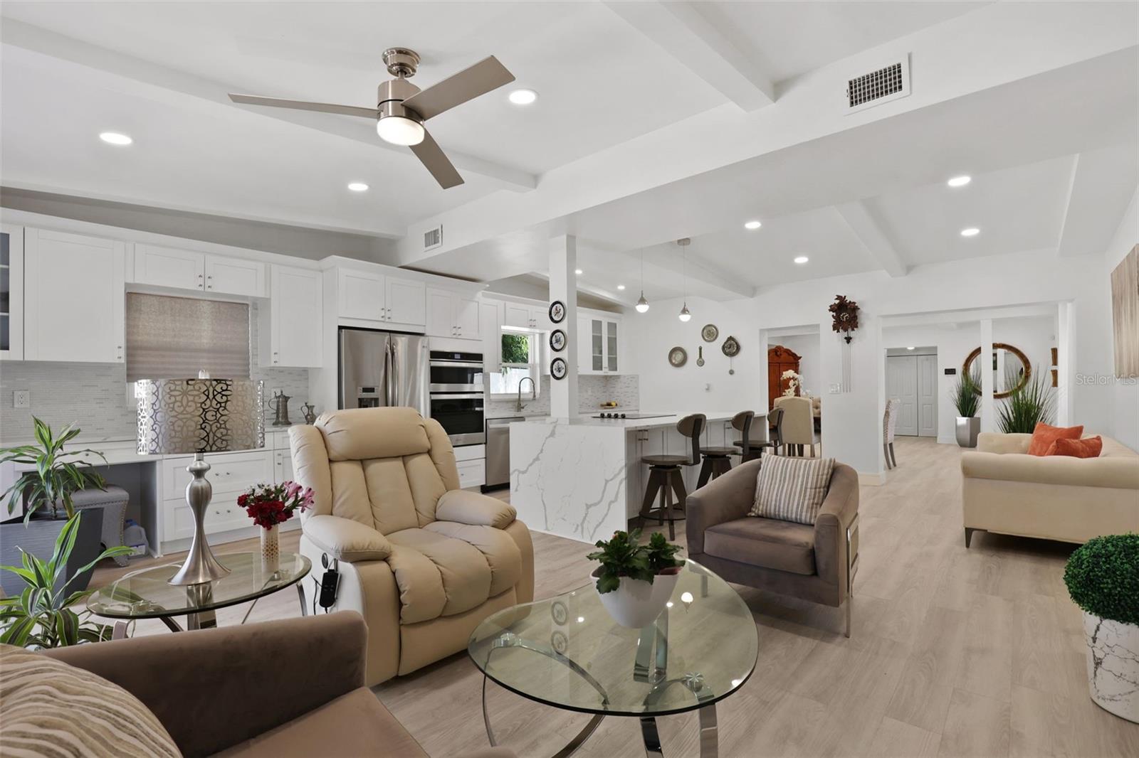 Image 17 of 82 For 25 Sandpiper Road