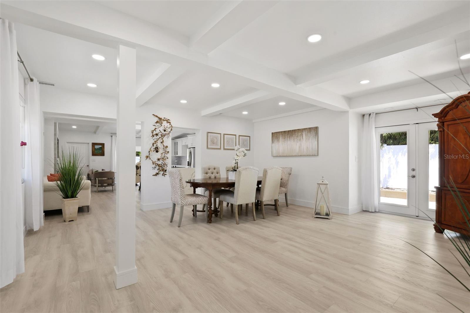 Image 22 of 82 For 25 Sandpiper Road