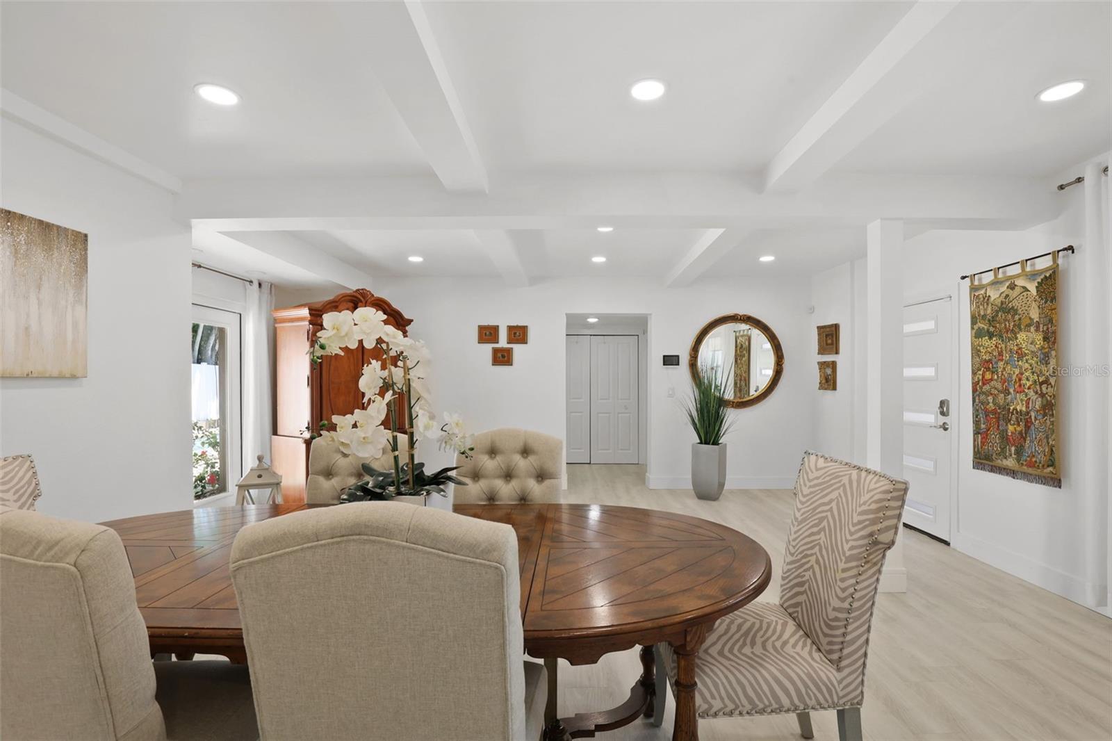 Image 24 of 82 For 25 Sandpiper Road