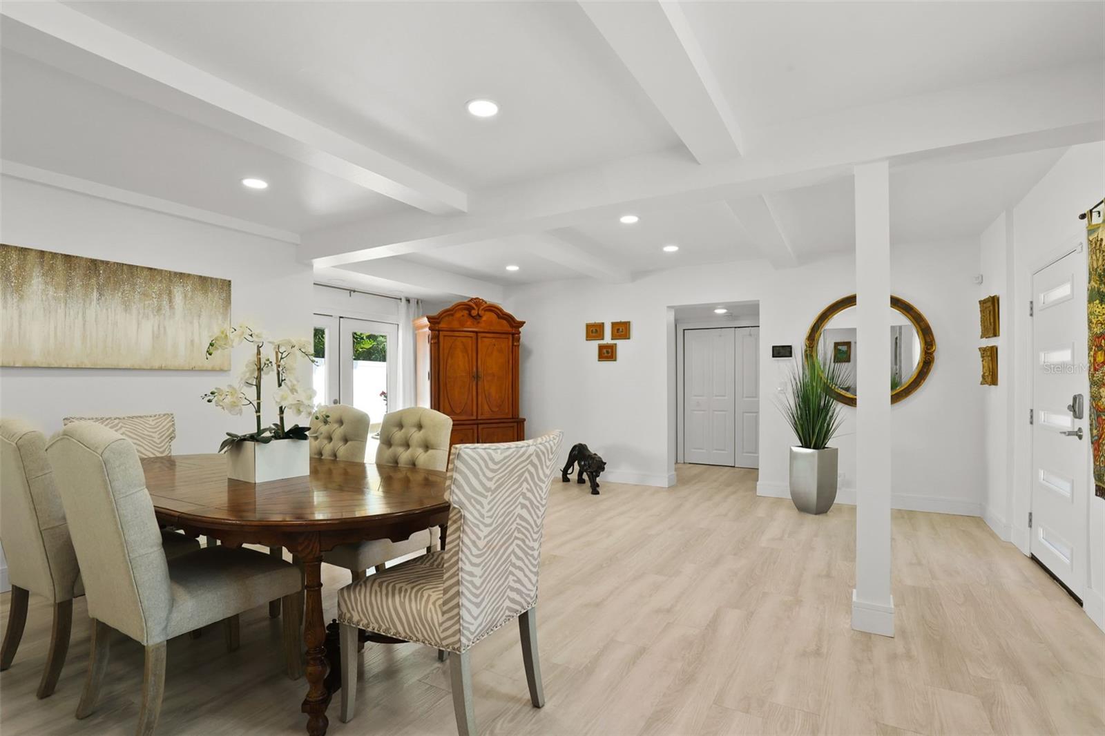 Image 26 of 82 For 25 Sandpiper Road