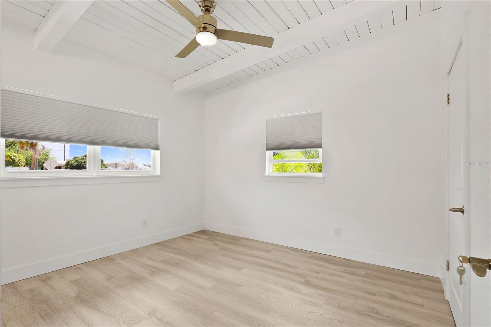 Image 41 of 82 For 25 Sandpiper Road