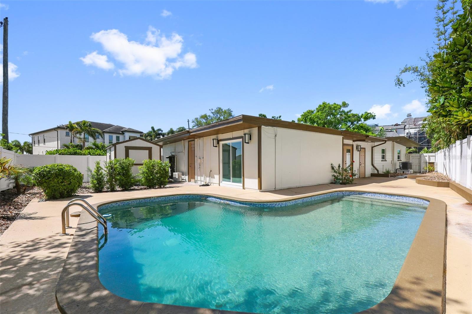 Image 52 of 82 For 25 Sandpiper Road