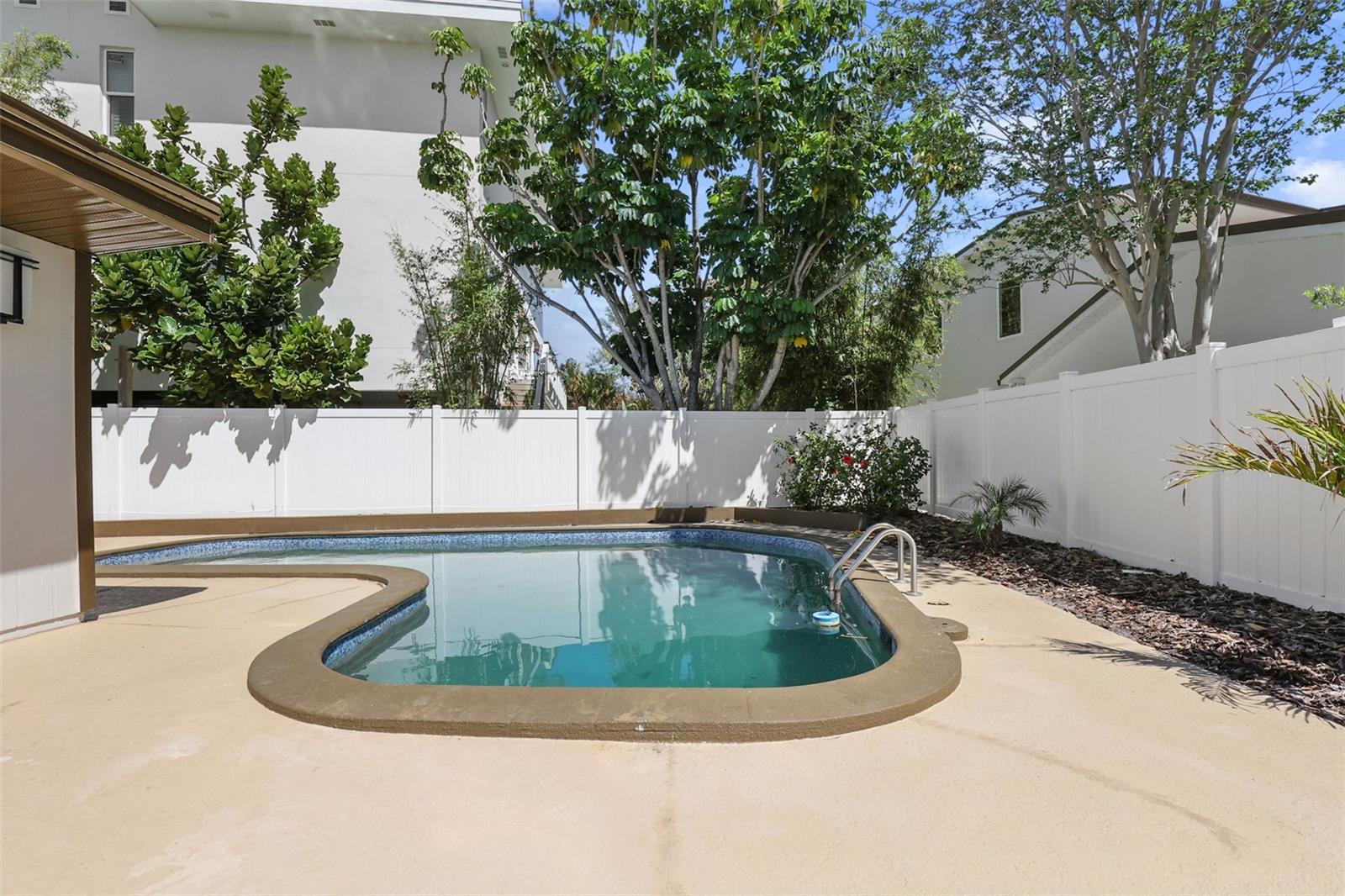 Image 54 of 82 For 25 Sandpiper Road