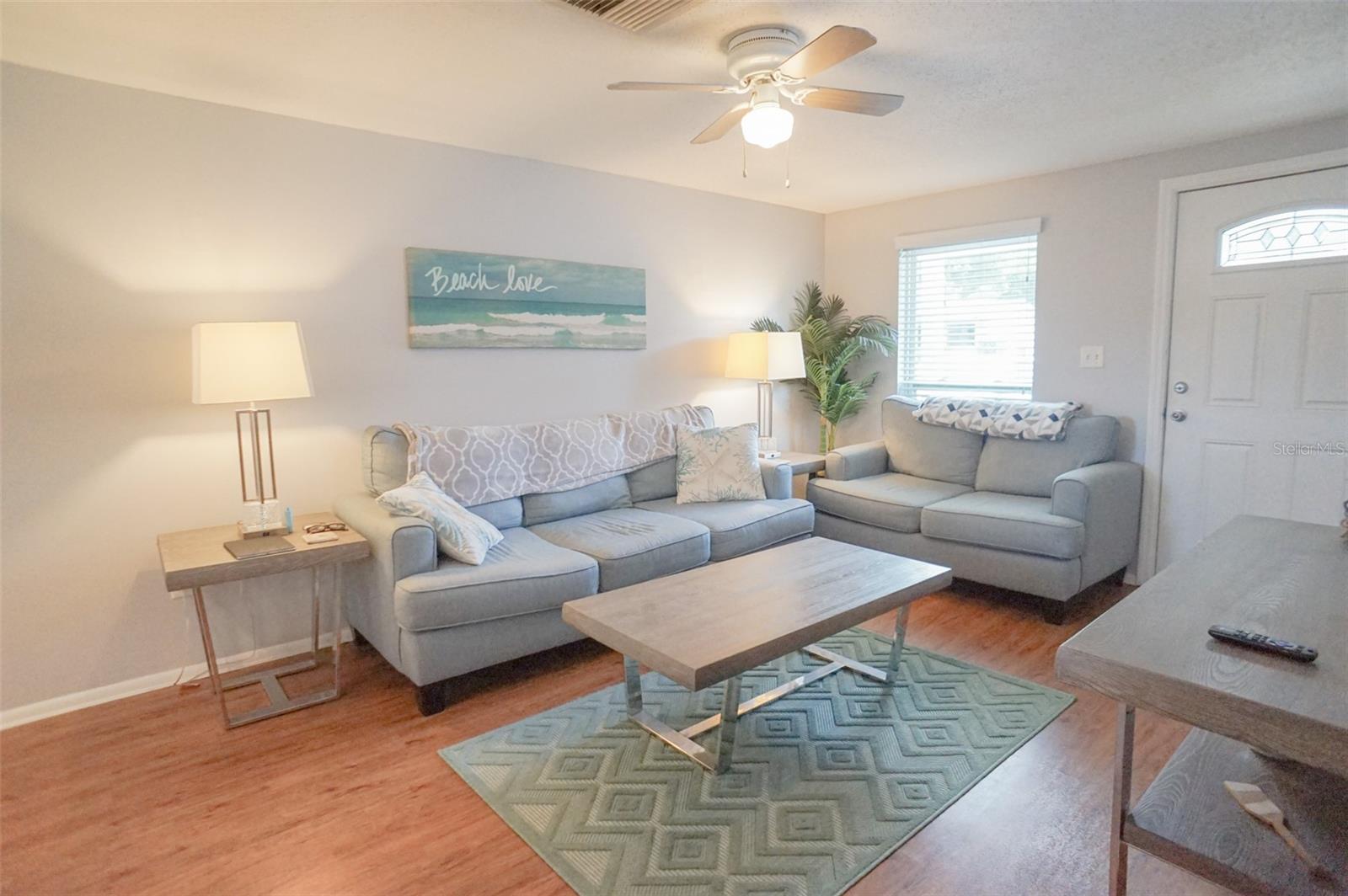 Image 3 of 22 For 1032 Hollywood Avenue