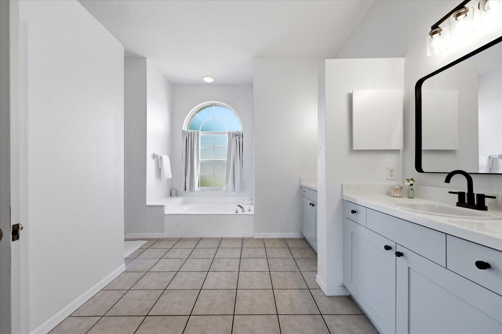 Image 11 of 48 For 6223 Rock Creek Circle