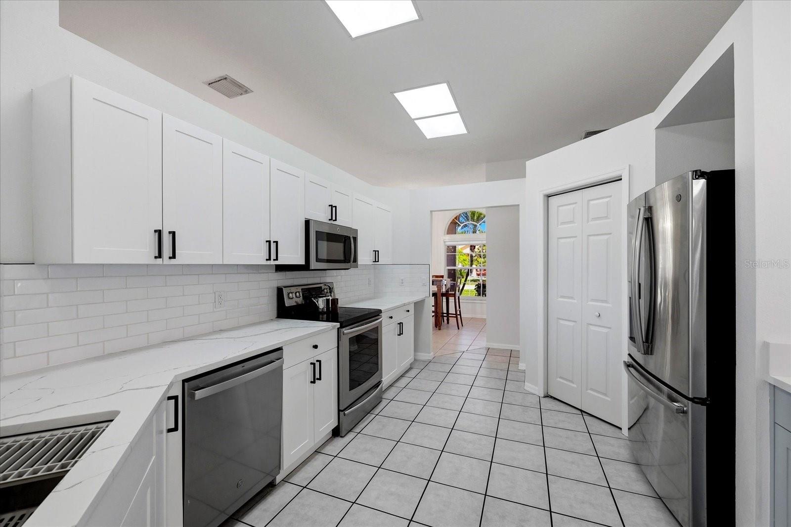 Image 17 of 48 For 6223 Rock Creek Circle