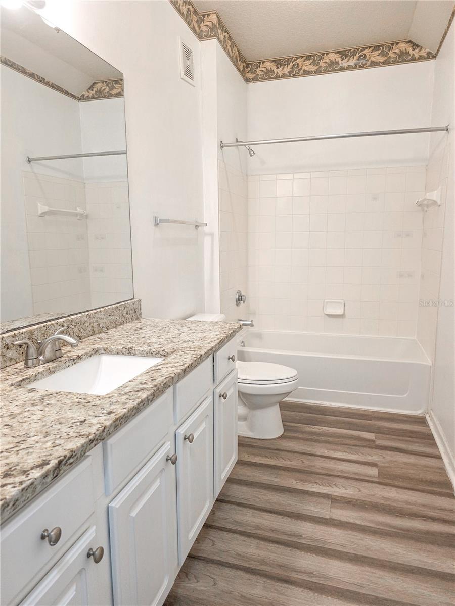 Image 12 of 18 For 10431 Villa View Circle 10431