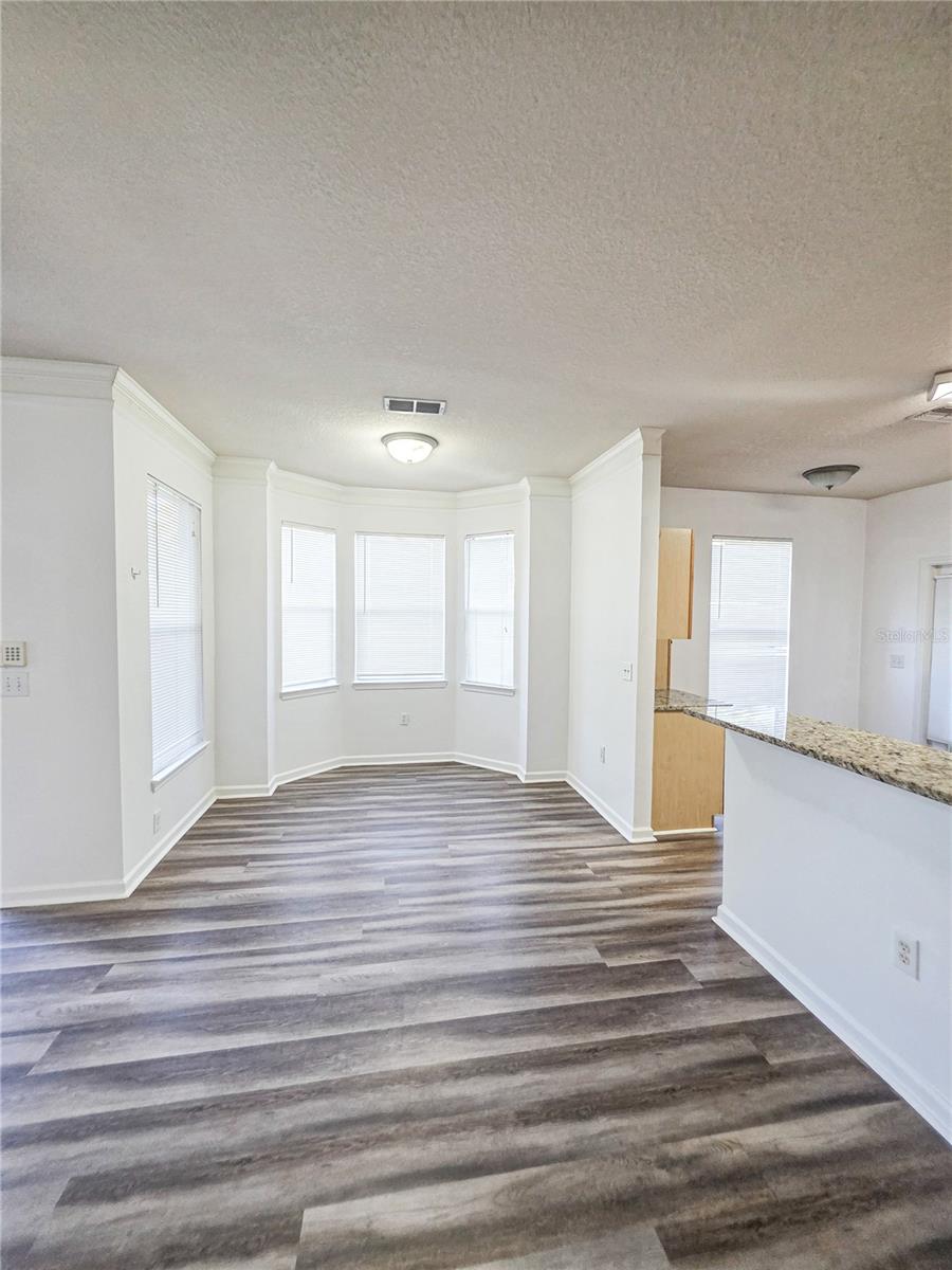 Image 4 of 18 For 10431 Villa View Circle 10431