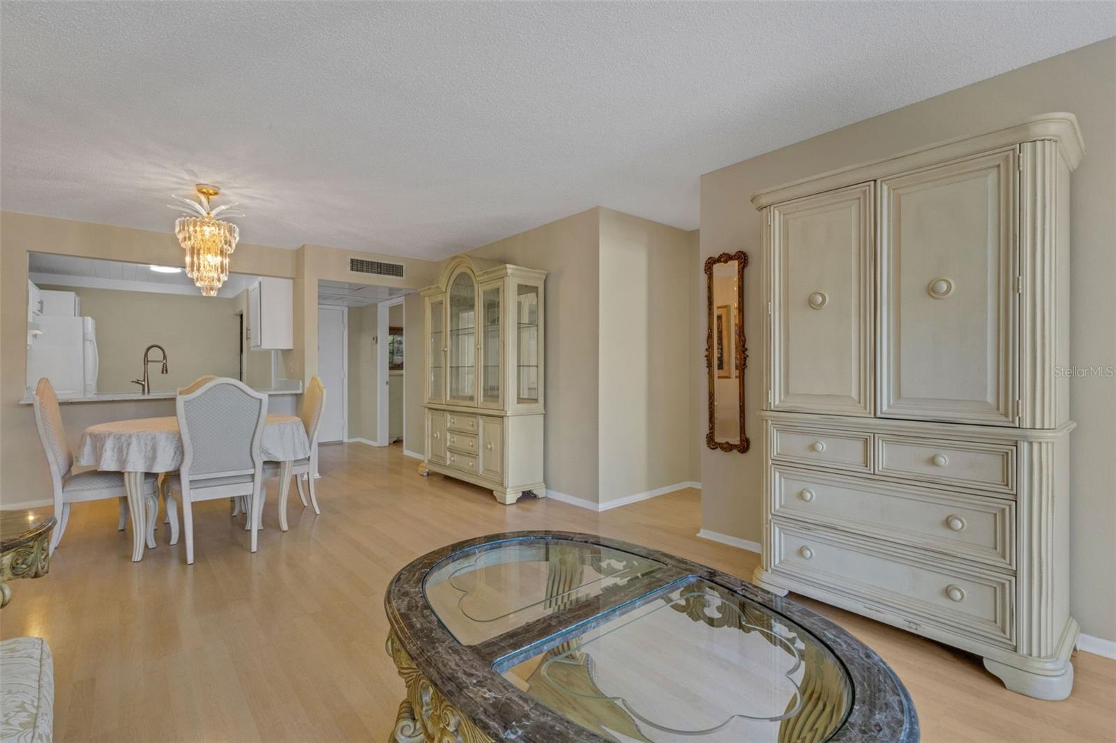 Image 21 of 79 For 14130 Rosemary Lane 3112