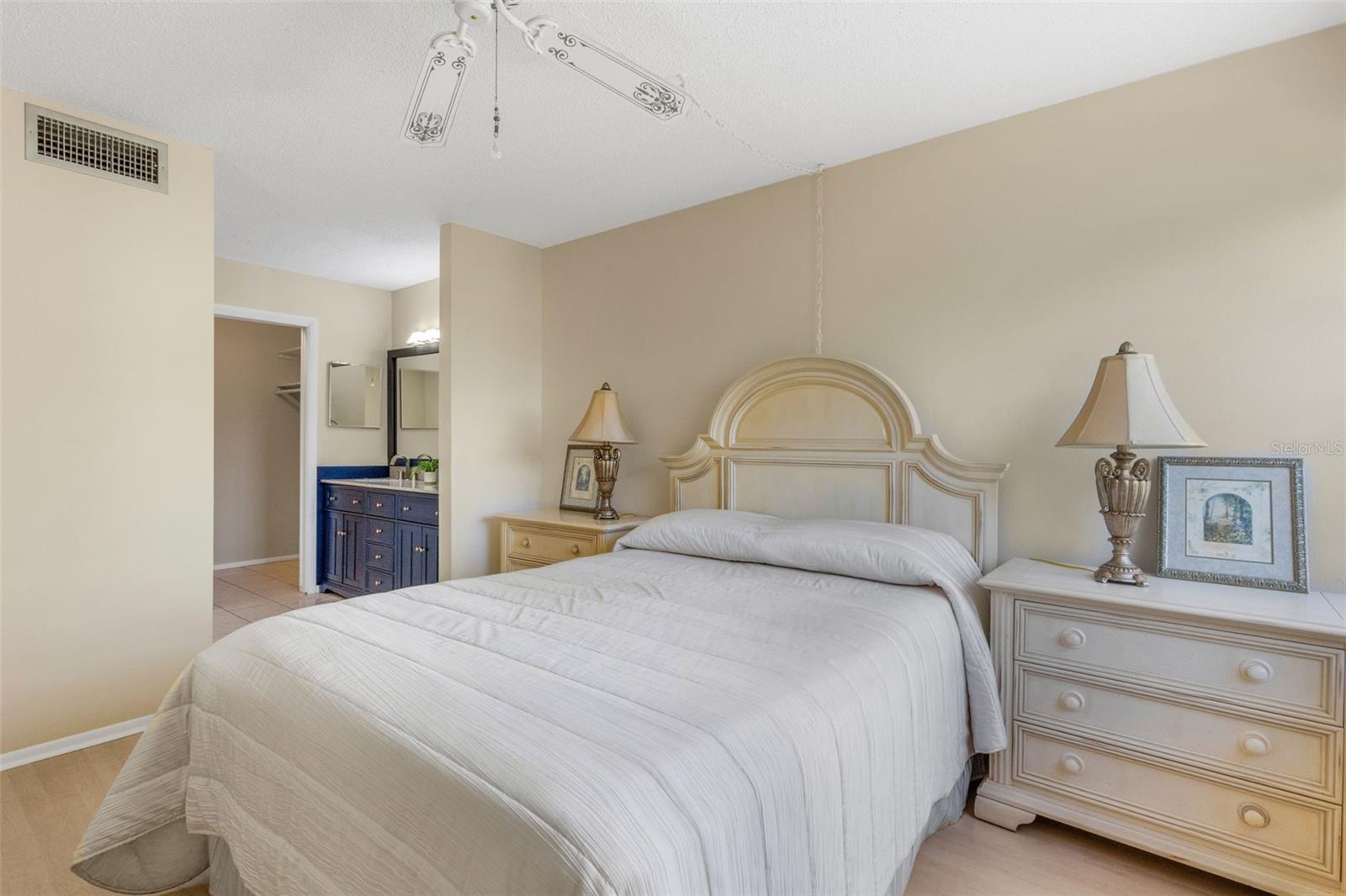 Image 24 of 79 For 14130 Rosemary Lane 3112