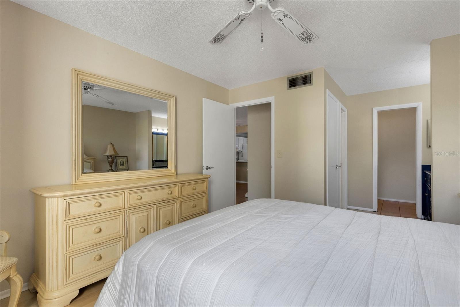 Image 25 of 79 For 14130 Rosemary Lane 3112