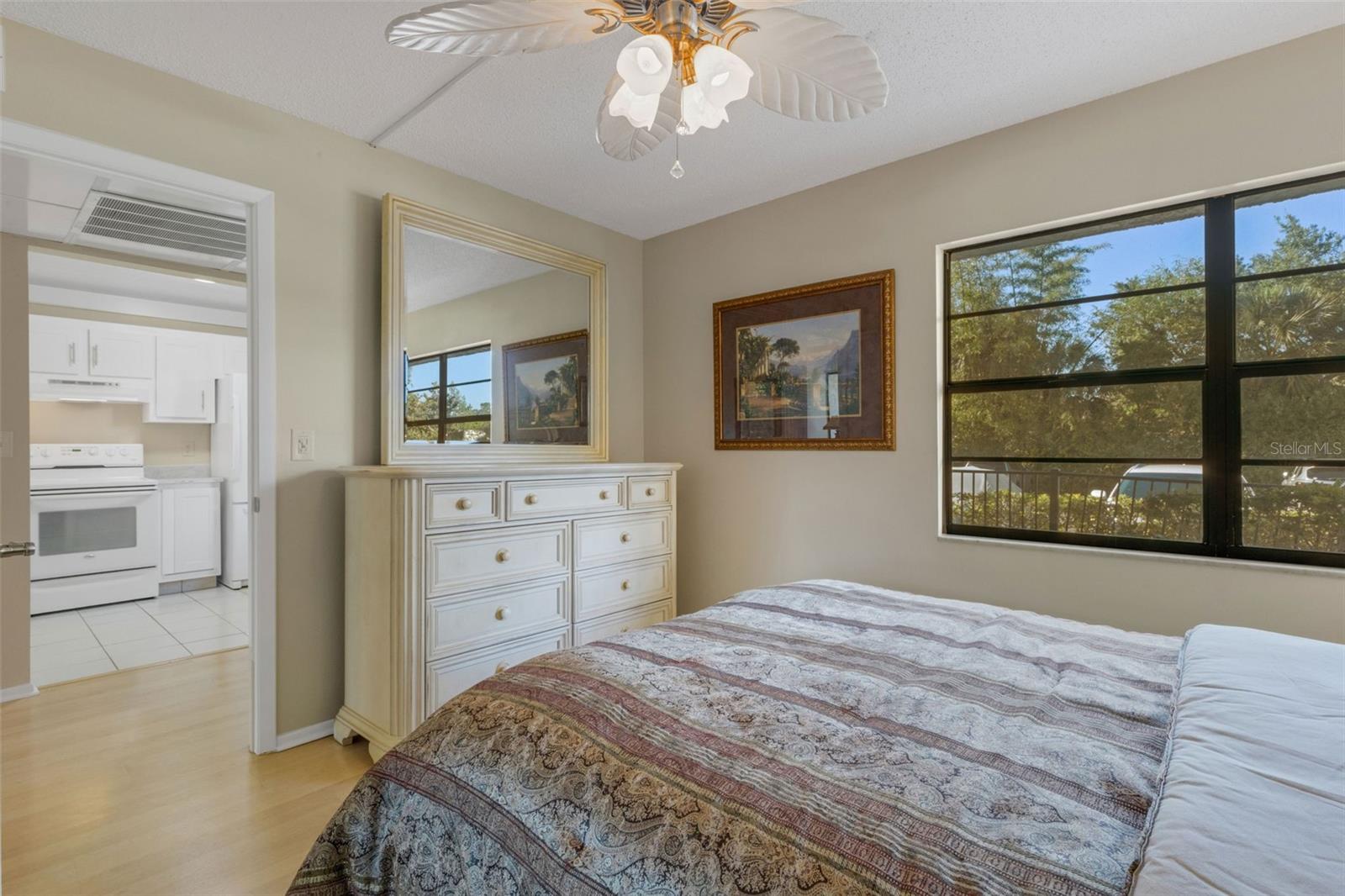 Image 33 of 79 For 14130 Rosemary Lane 3112