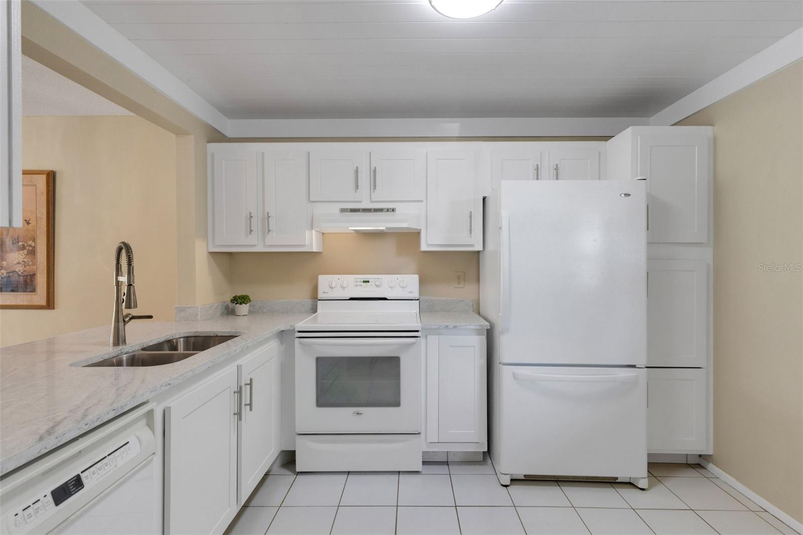 Image 6 of 79 For 14130 Rosemary Lane 3112