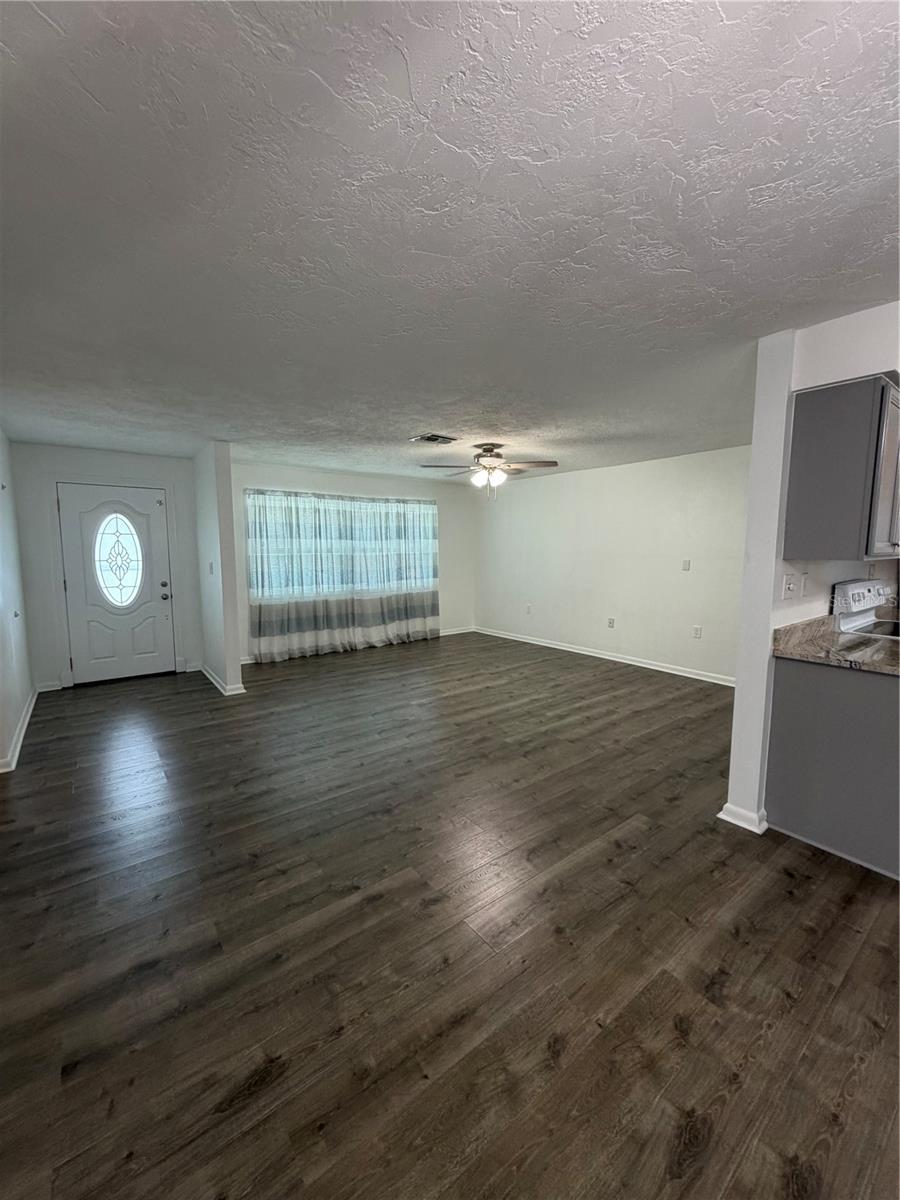 Image 10 of 25 For 320 Harrison Street