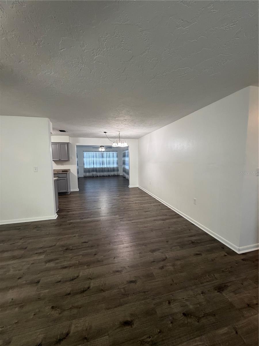Image 11 of 25 For 320 Harrison Street