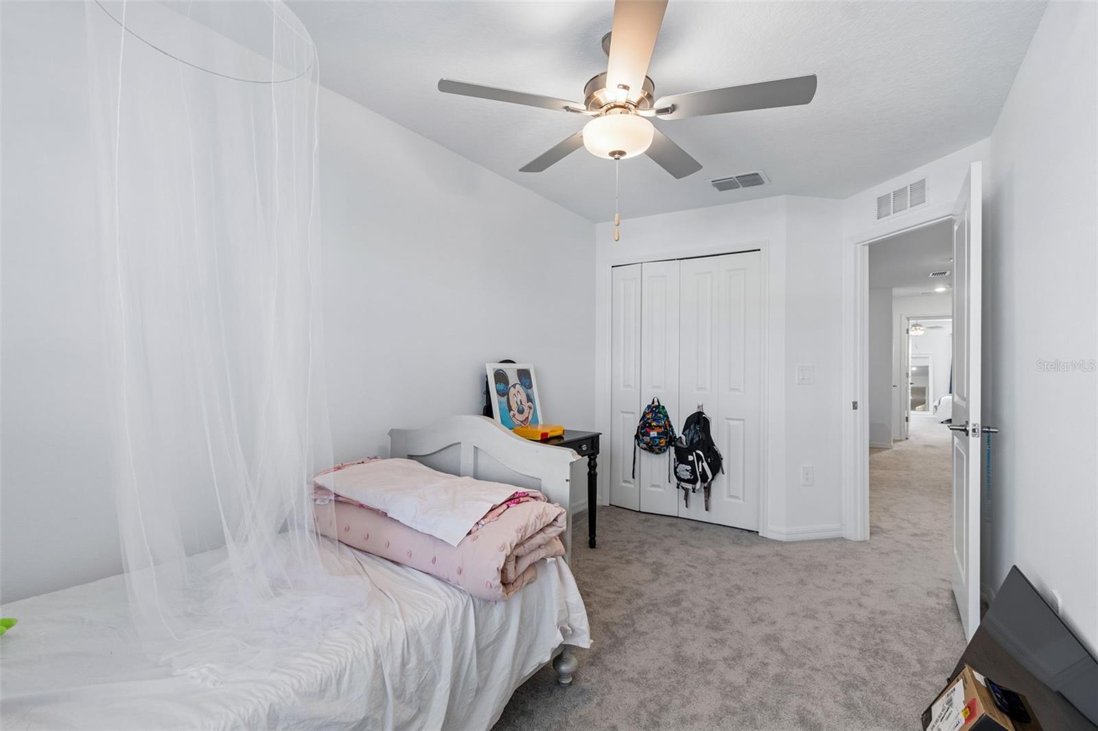 Image 20 of 68 For 6076 Shiner Street