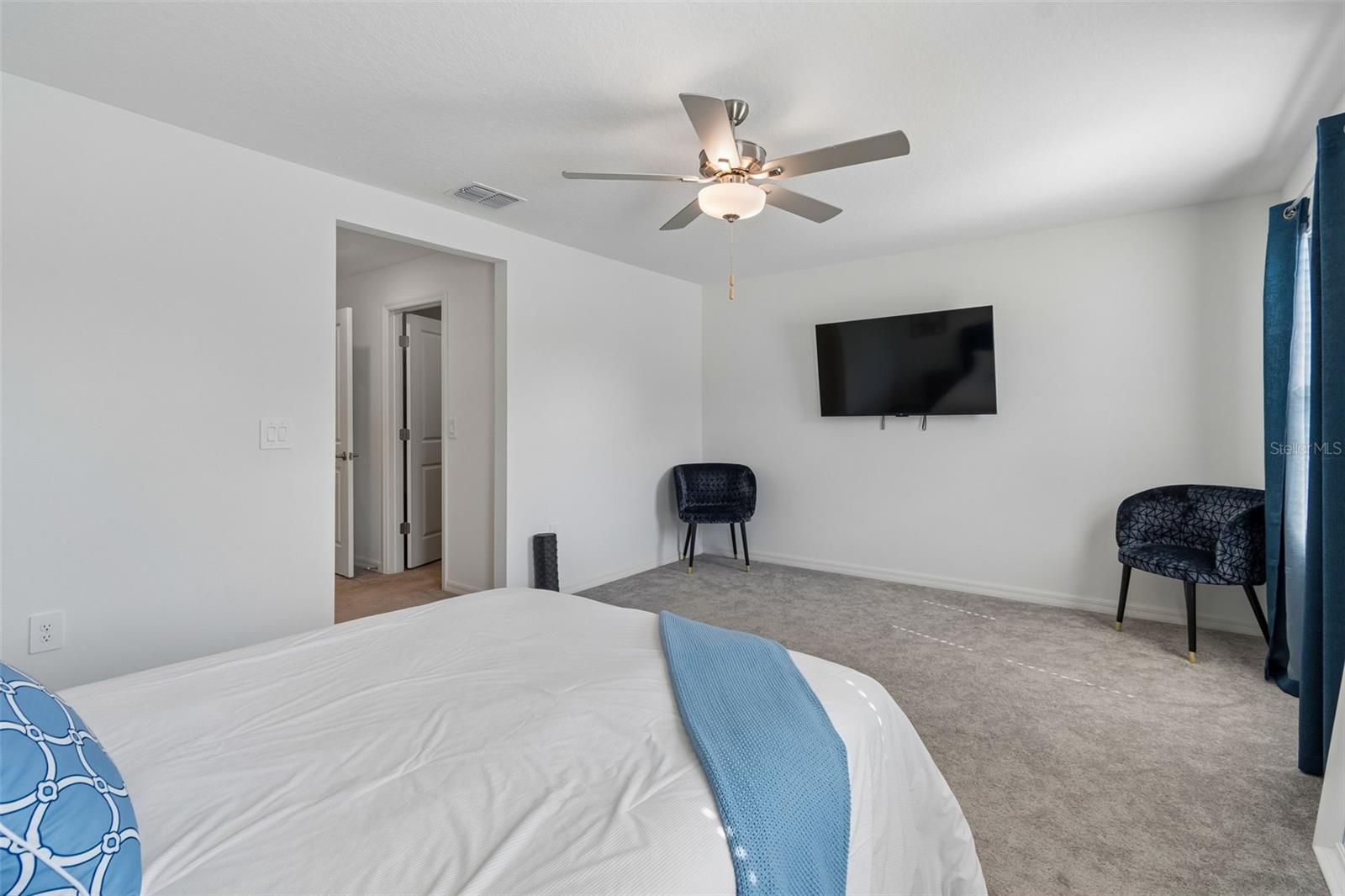 Image 30 of 68 For 6076 Shiner Street