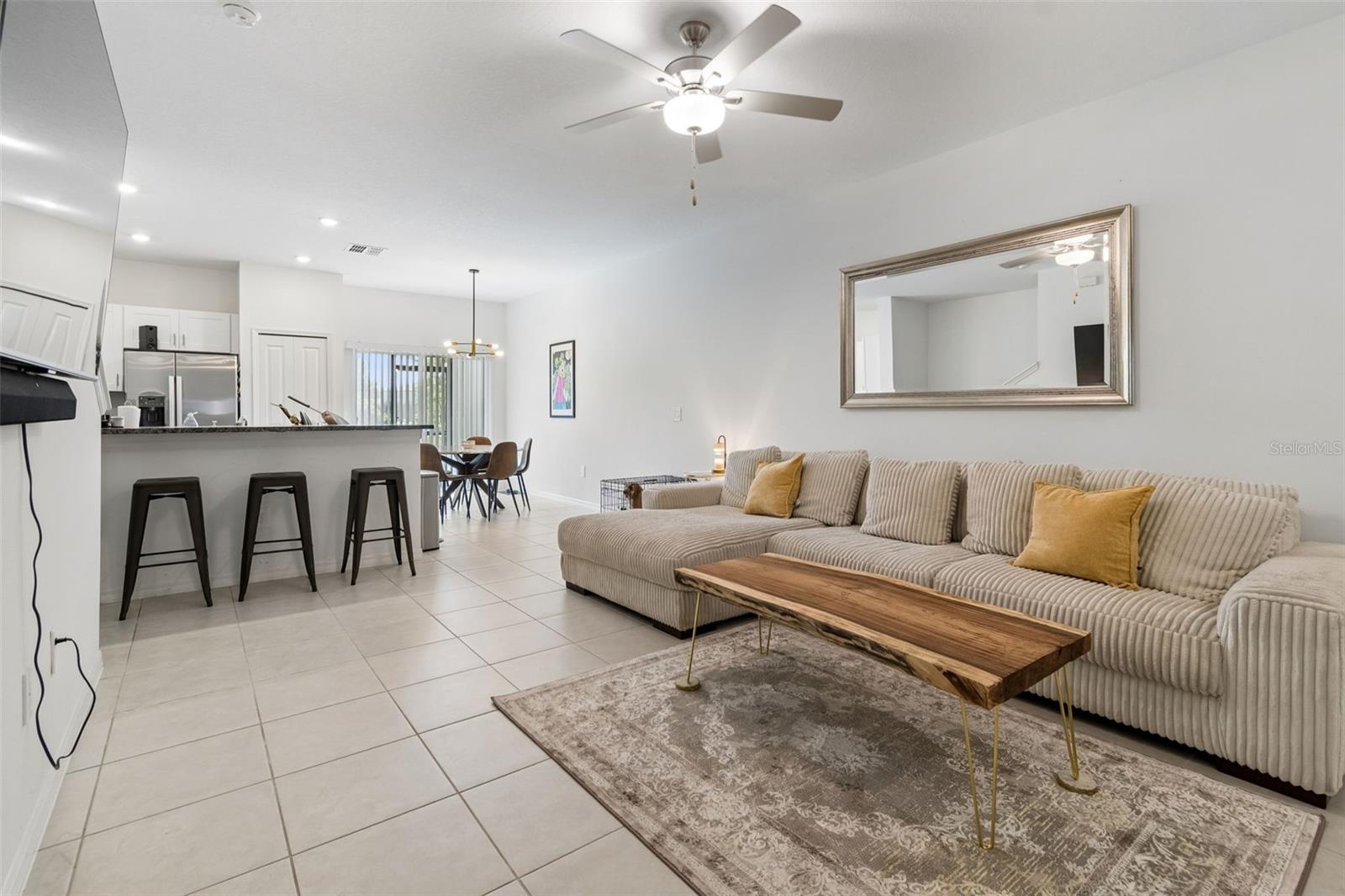 Image 8 of 68 For 6076 Shiner Street