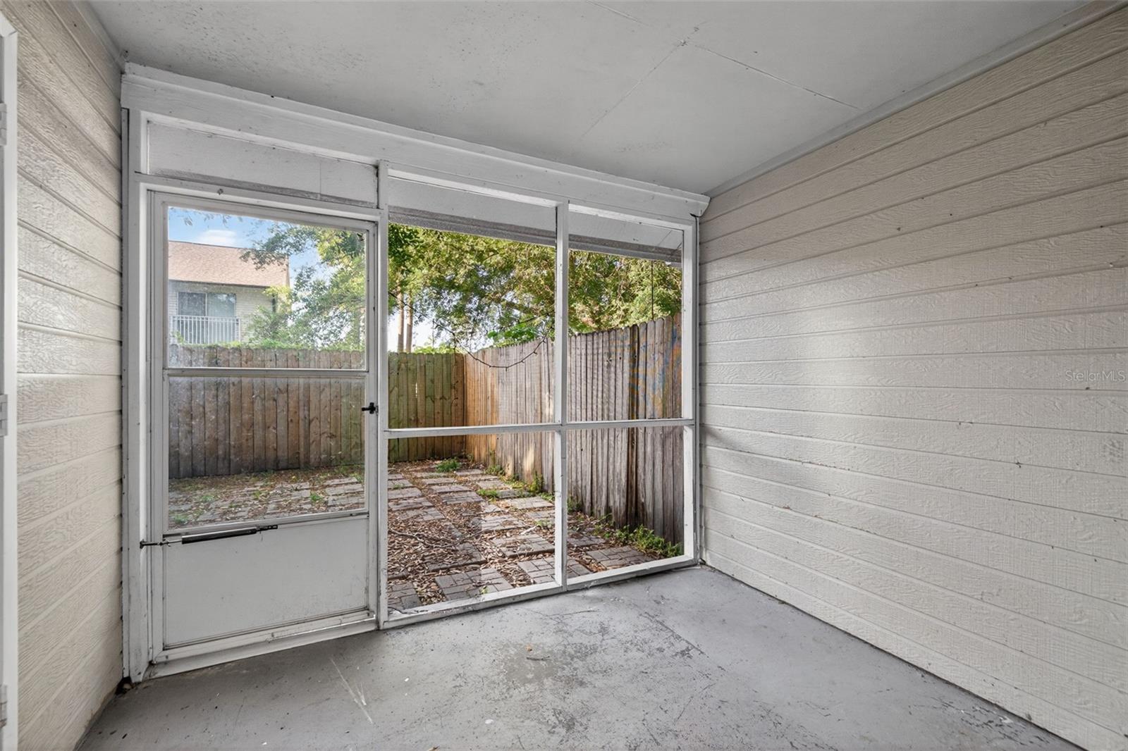 Image 11 of 13 For 3428 Arbor Oaks Court