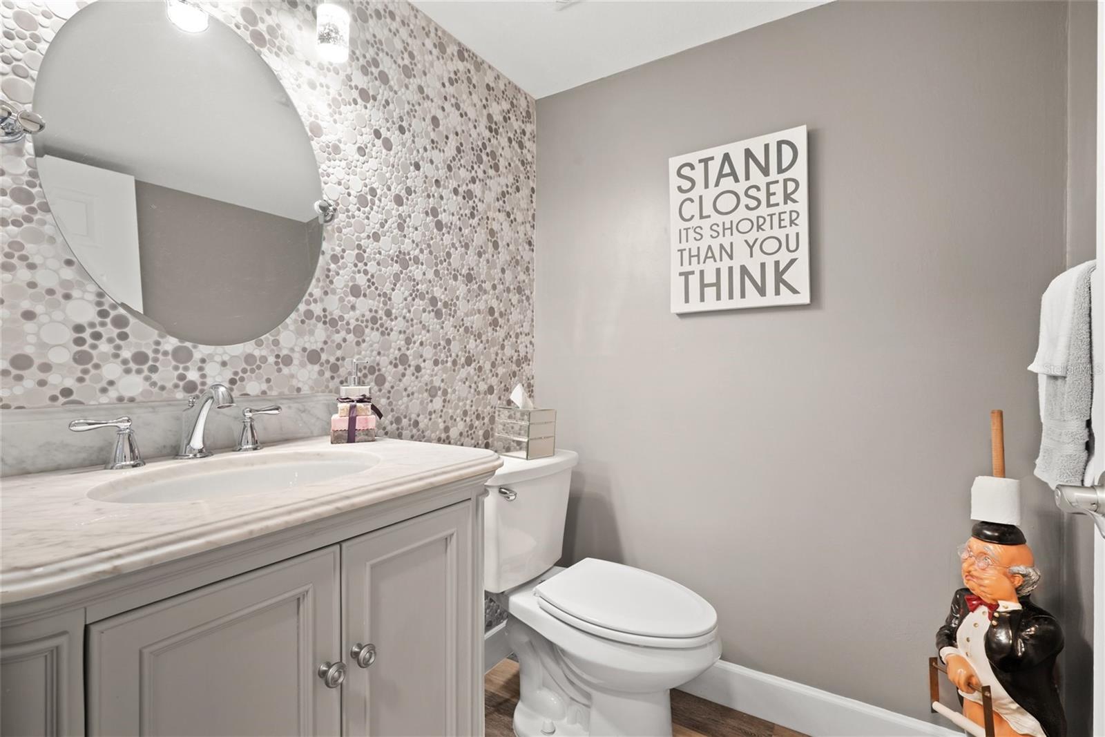 Image 21 of 47 For 14508 Alejo Court