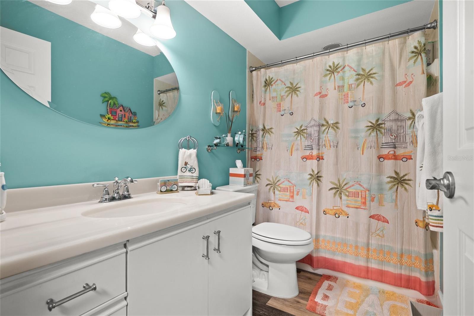 Image 28 of 47 For 14508 Alejo Court