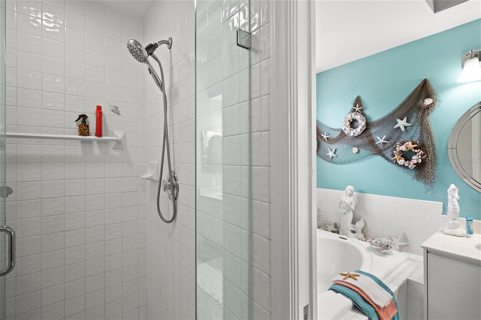 Image 29 of 47 For 14508 Alejo Court