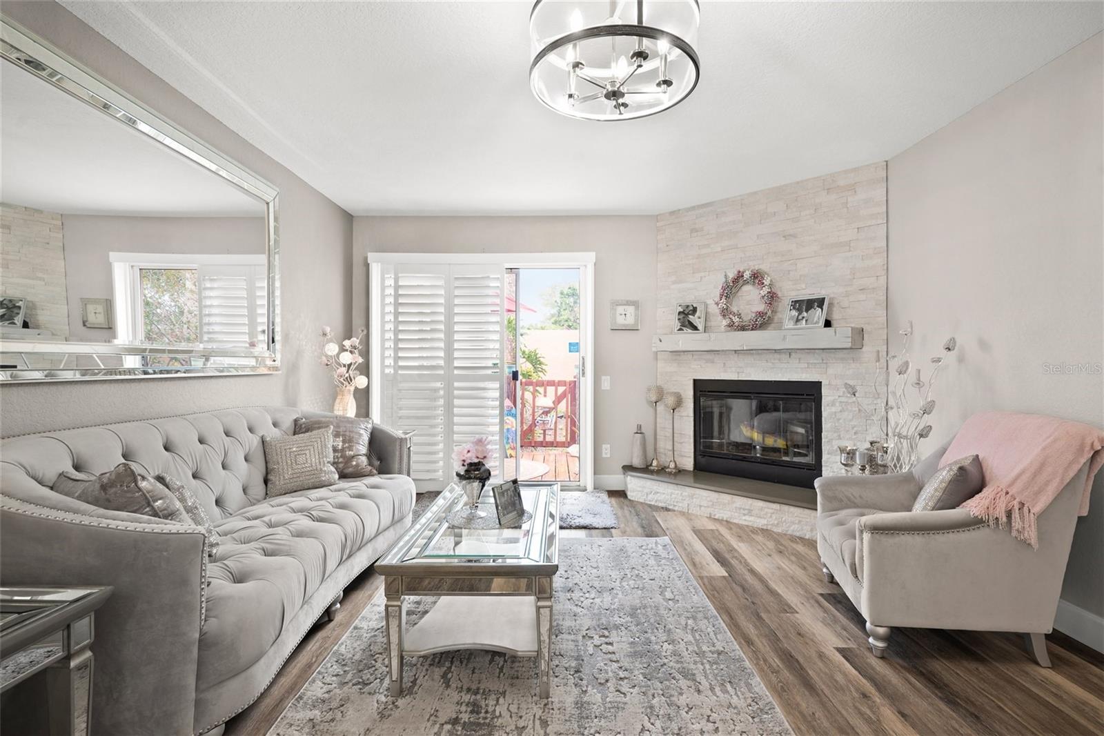 Image 33 of 47 For 14508 Alejo Court