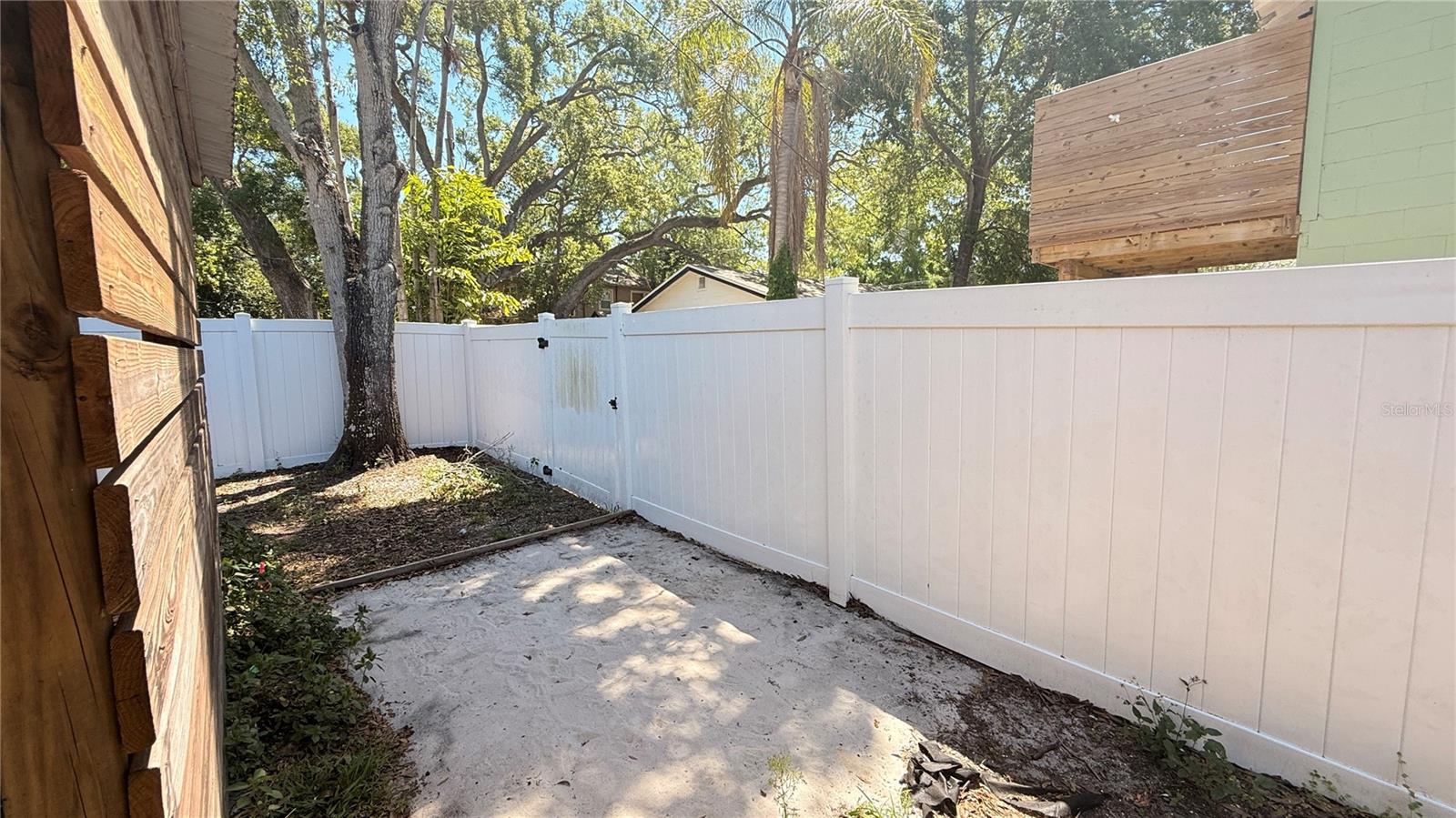 Image 29 of 30 For 905 Jones Street