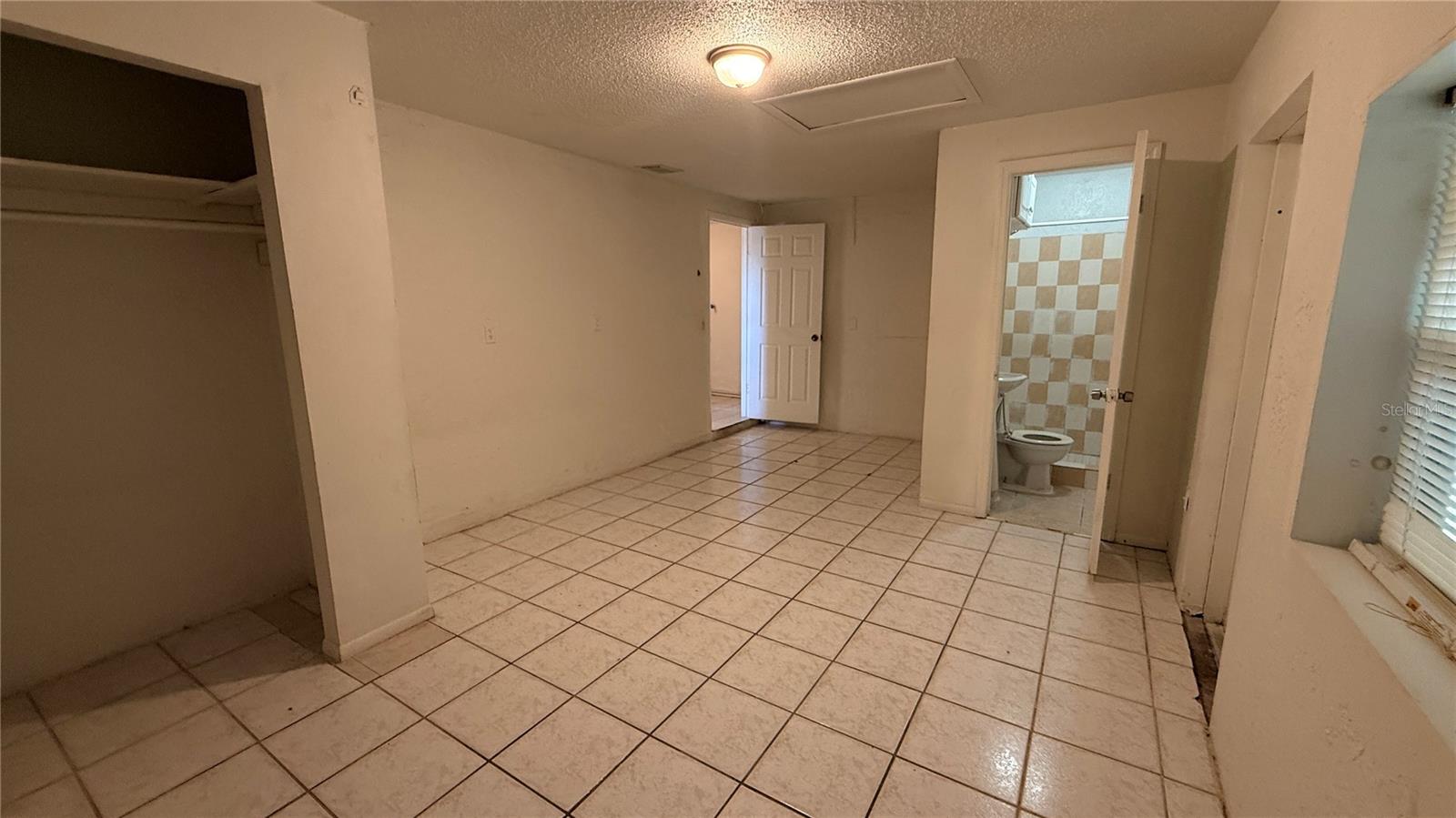 Image 13 of 17 For 2658 61st Avenue N