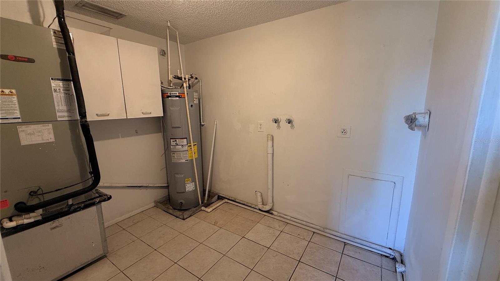 Image 15 of 17 For 2658 61st Avenue N