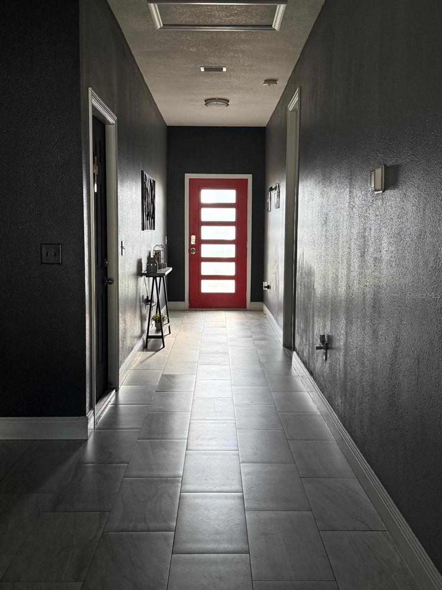 Image 11 of 25 For 9302 Margaret Avenue