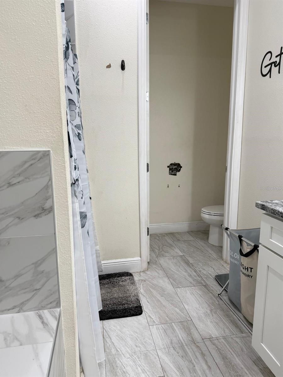 Image 15 of 25 For 9302 Margaret Avenue