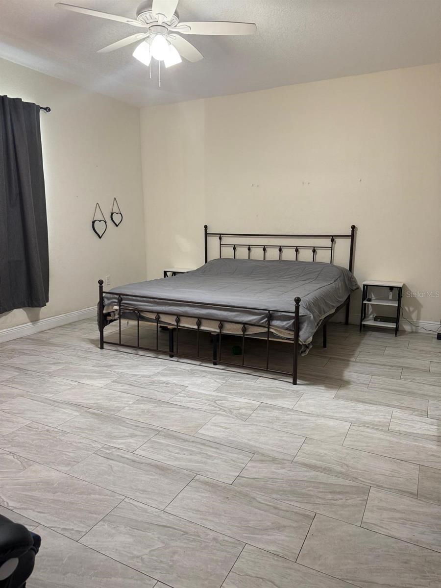 Image 18 of 25 For 9302 Margaret Avenue