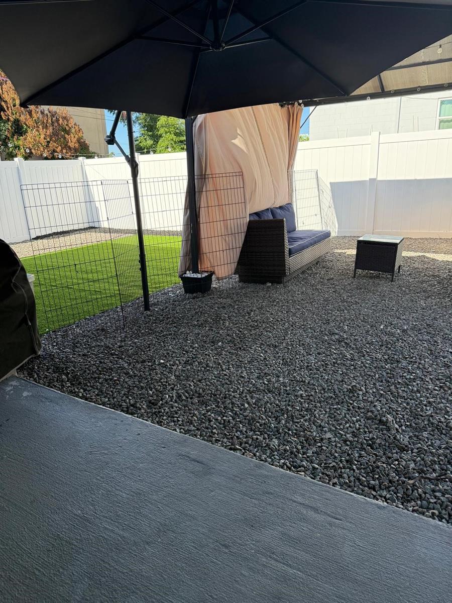 Image 22 of 25 For 9302 Margaret Avenue