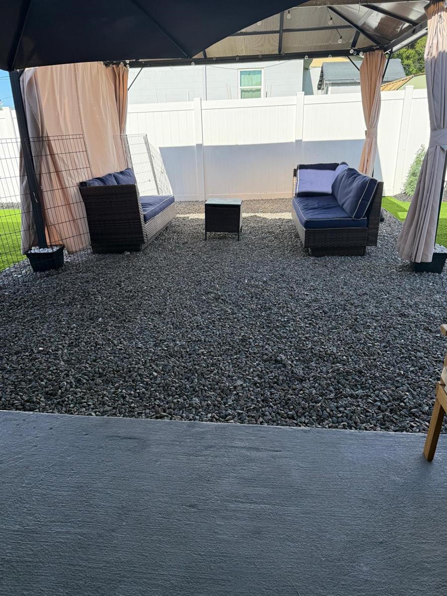 Image 24 of 25 For 9302 Margaret Avenue