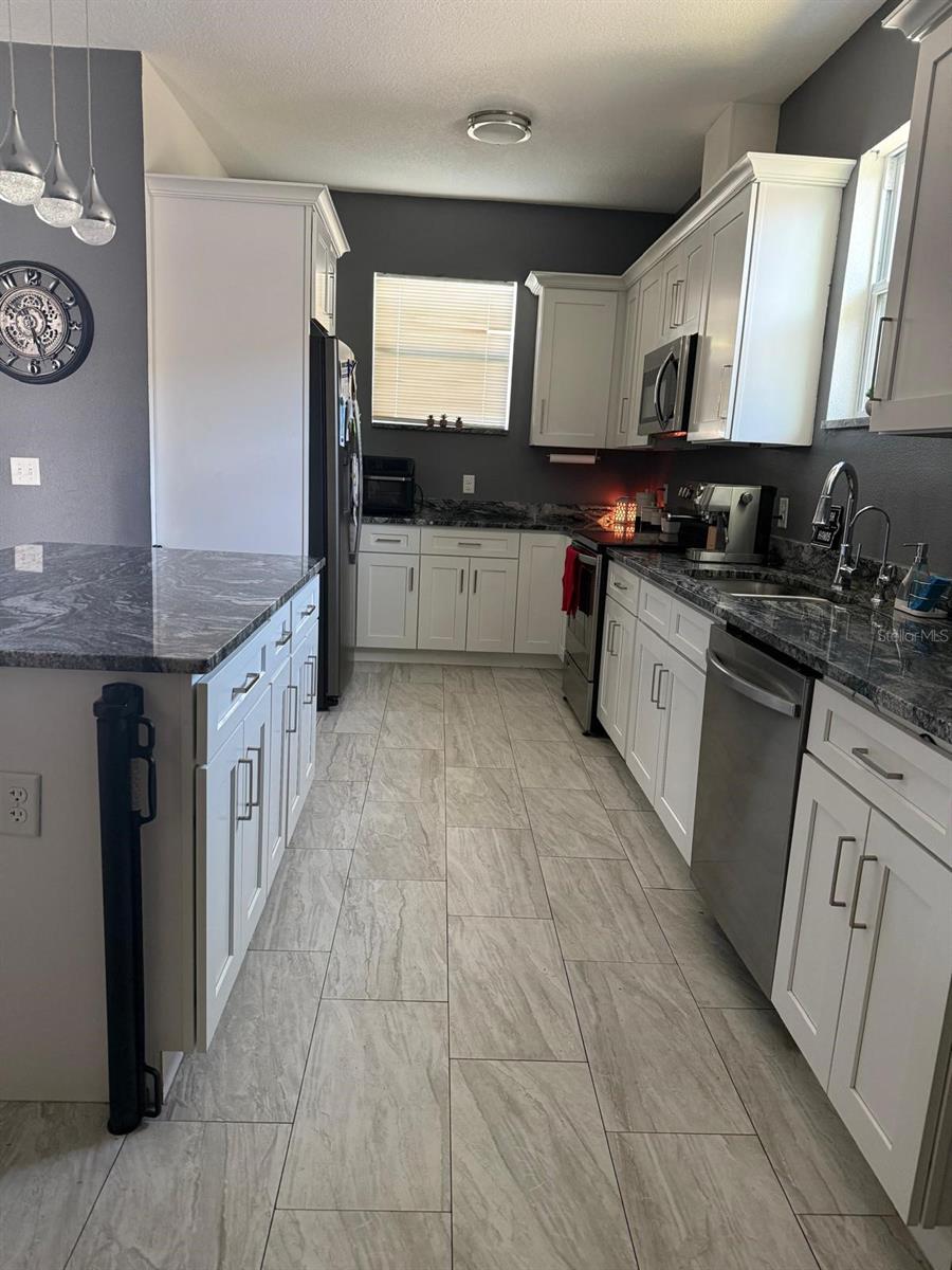 Image 6 of 25 For 9302 Margaret Avenue