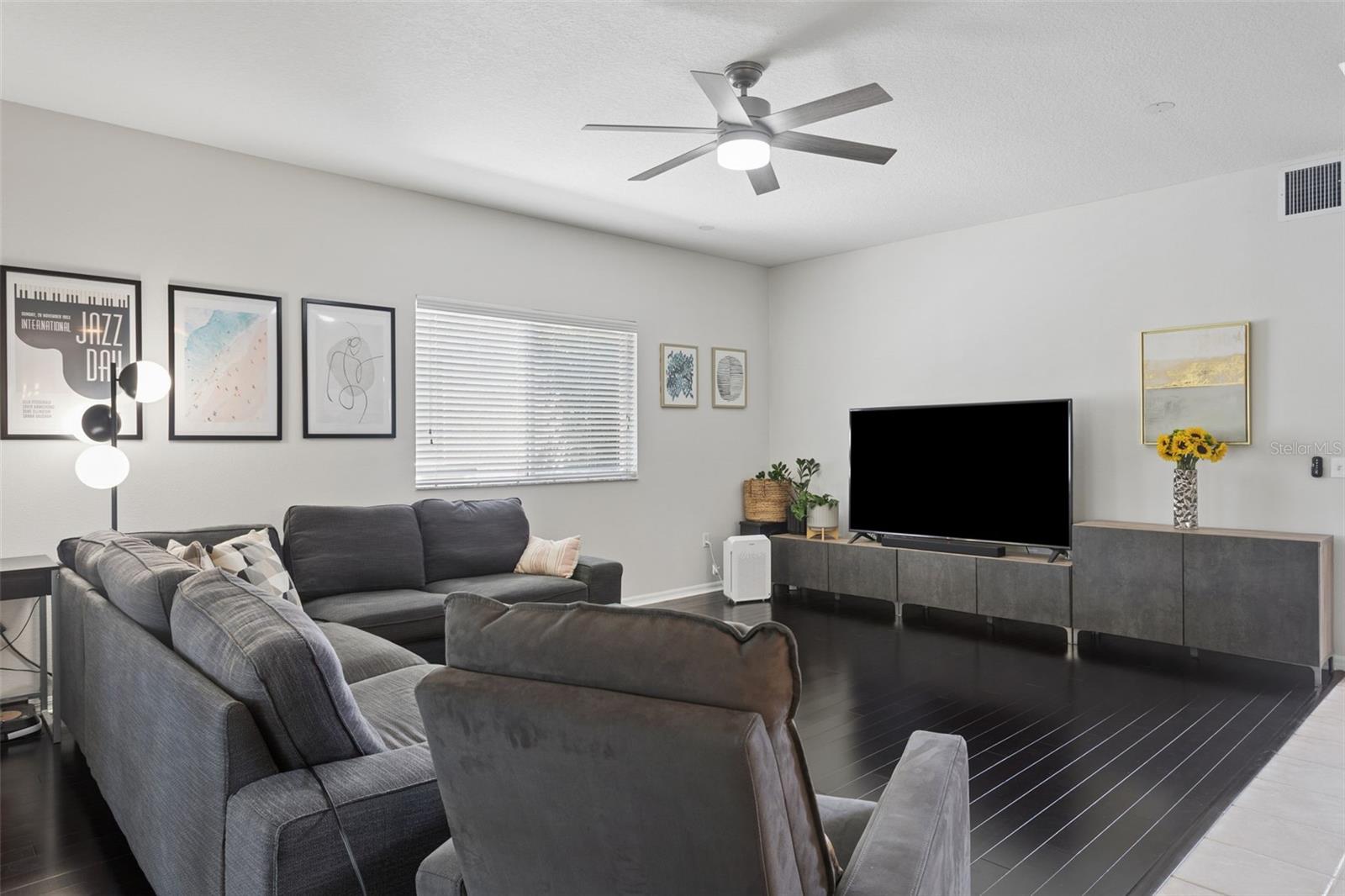 Image 14 of 32 For 4211 Harbor Lake Drive