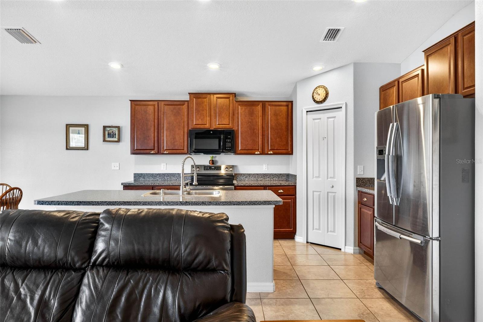 Listing photo id 11 for 1774 Broad Winged Hawk Drive