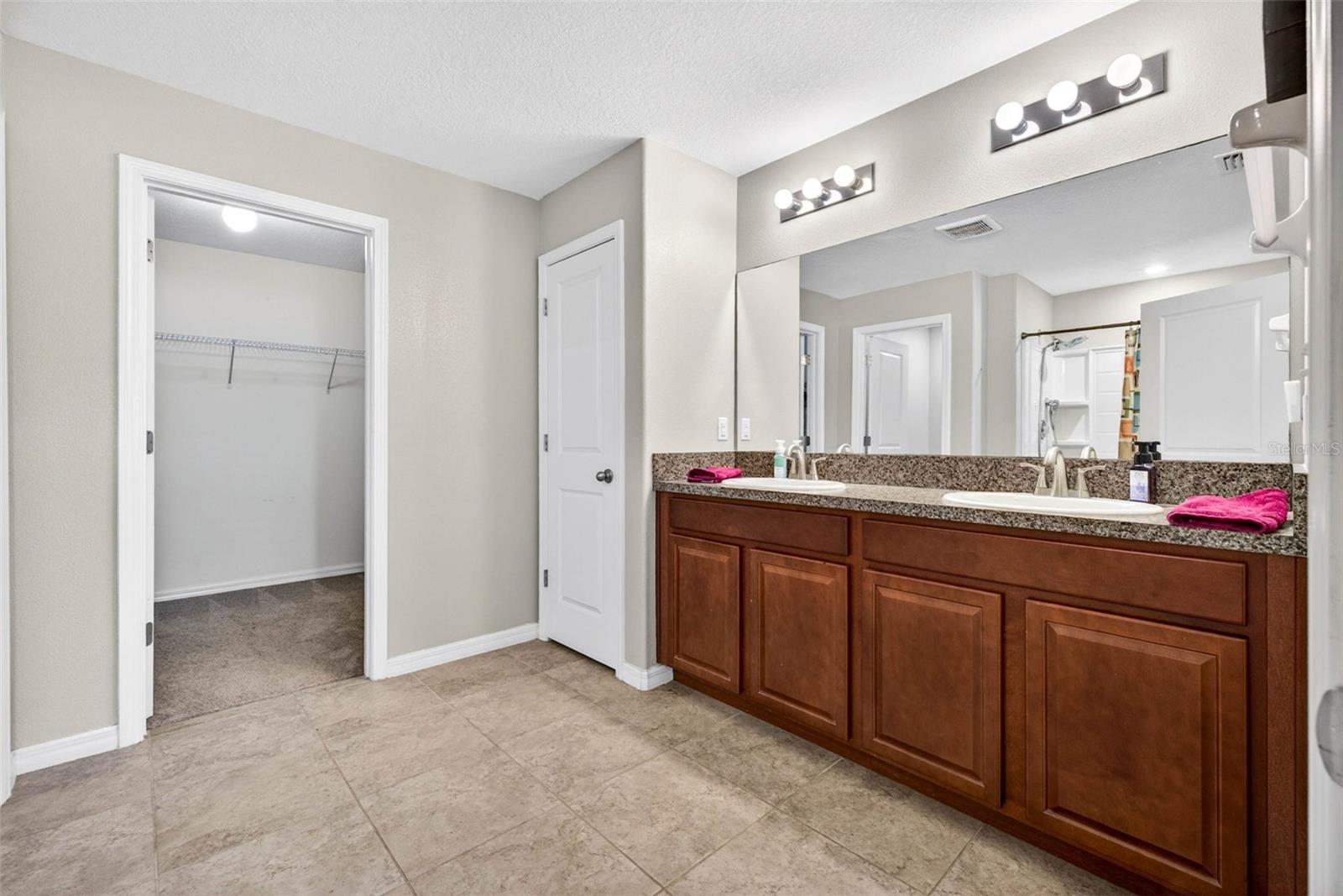 Listing photo id 31 for 1774 Broad Winged Hawk Drive