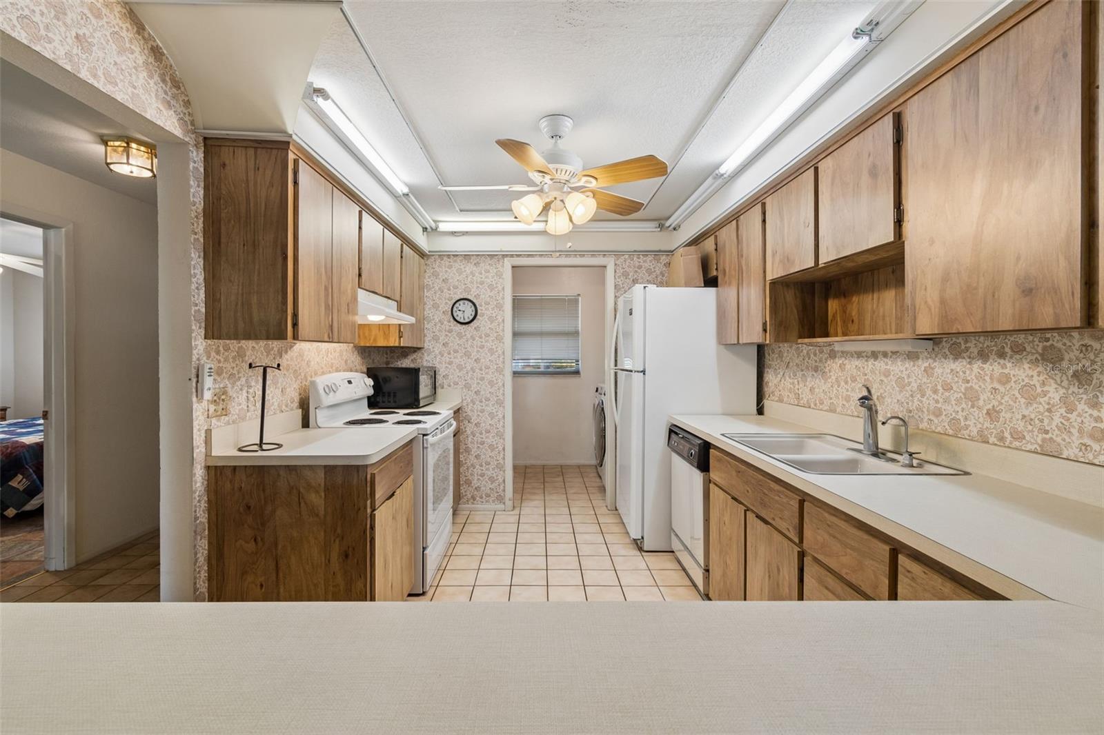 Image 19 of 65 For 7920 Radcliffe Circle