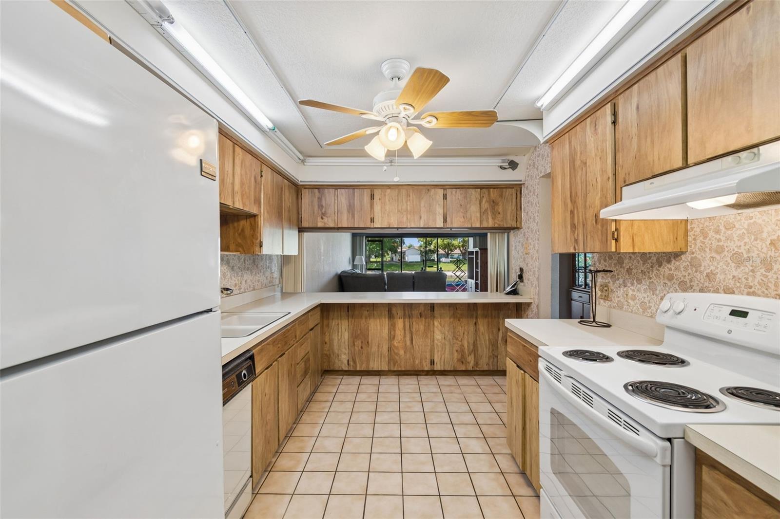 Image 22 of 65 For 7920 Radcliffe Circle