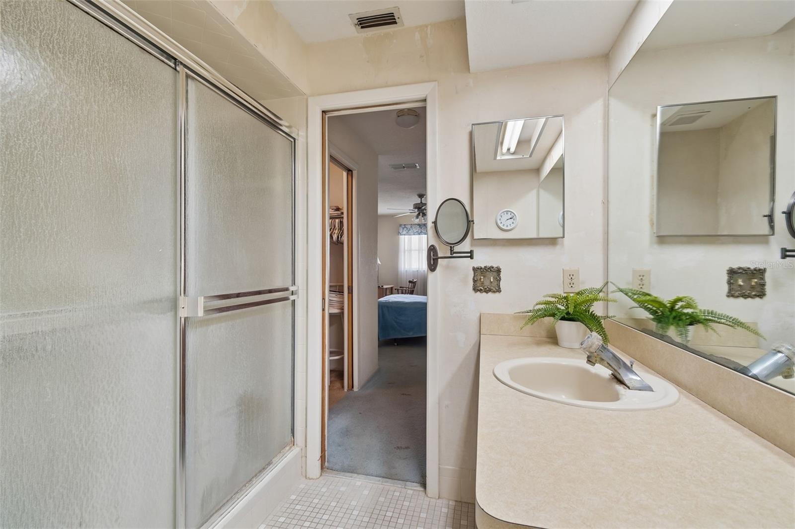 Image 29 of 65 For 7920 Radcliffe Circle