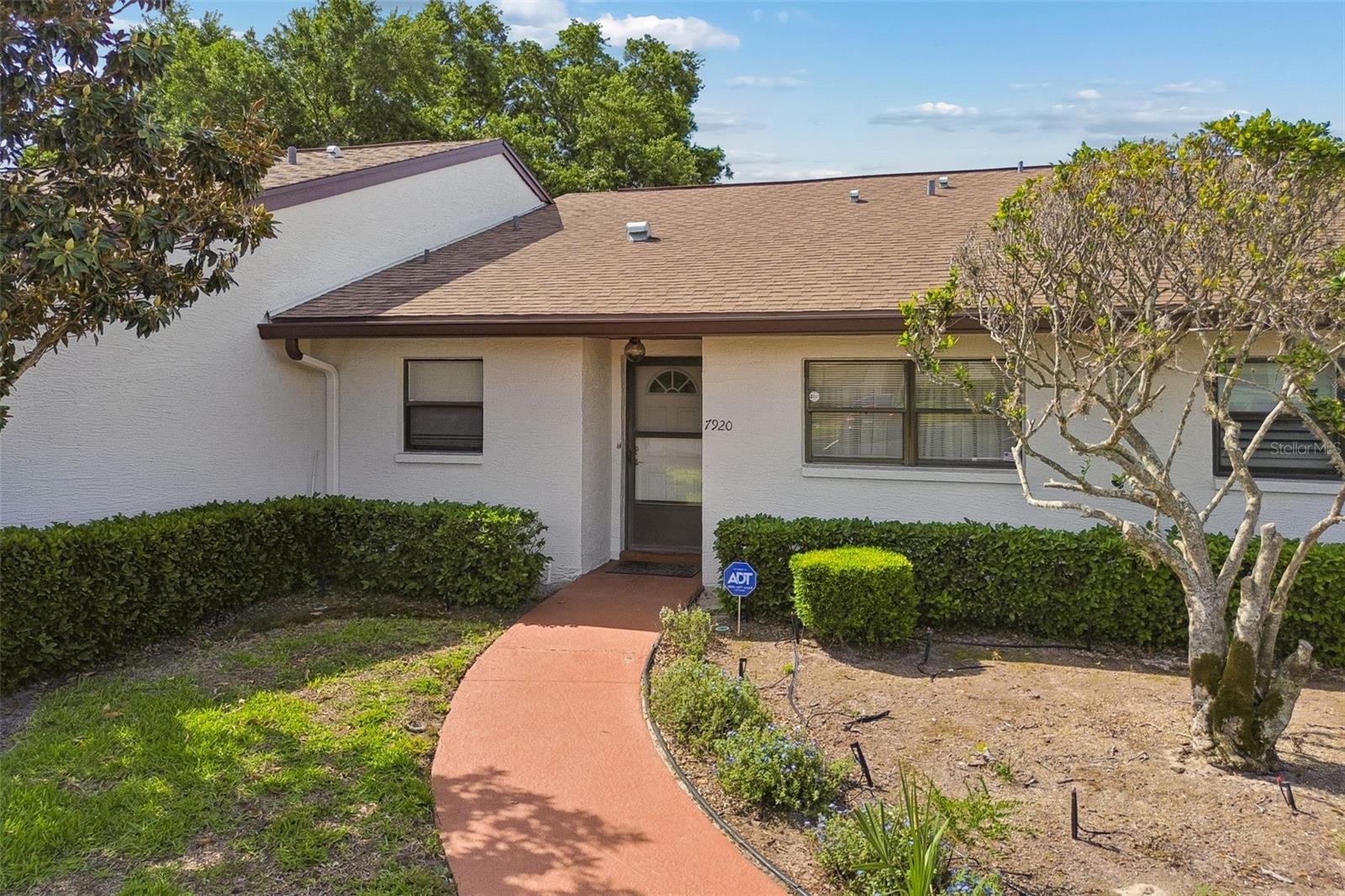 Image 3 of 65 For 7920 Radcliffe Circle