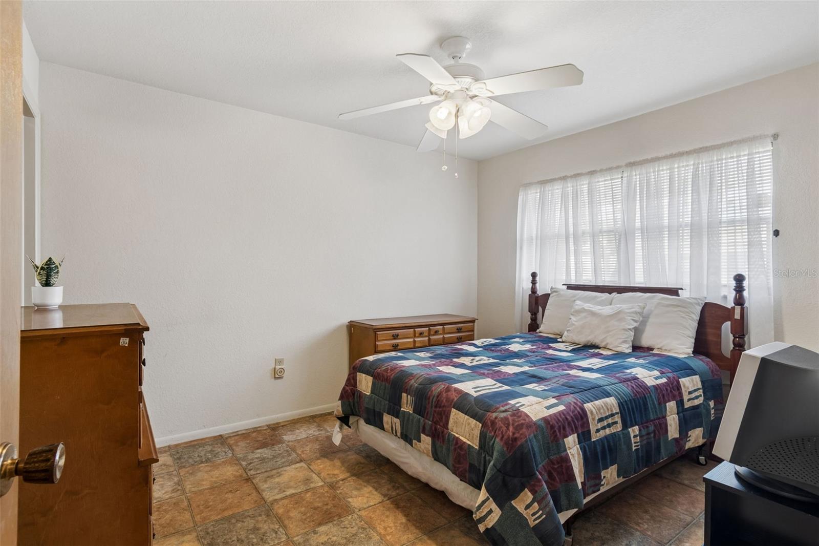 Image 30 of 65 For 7920 Radcliffe Circle