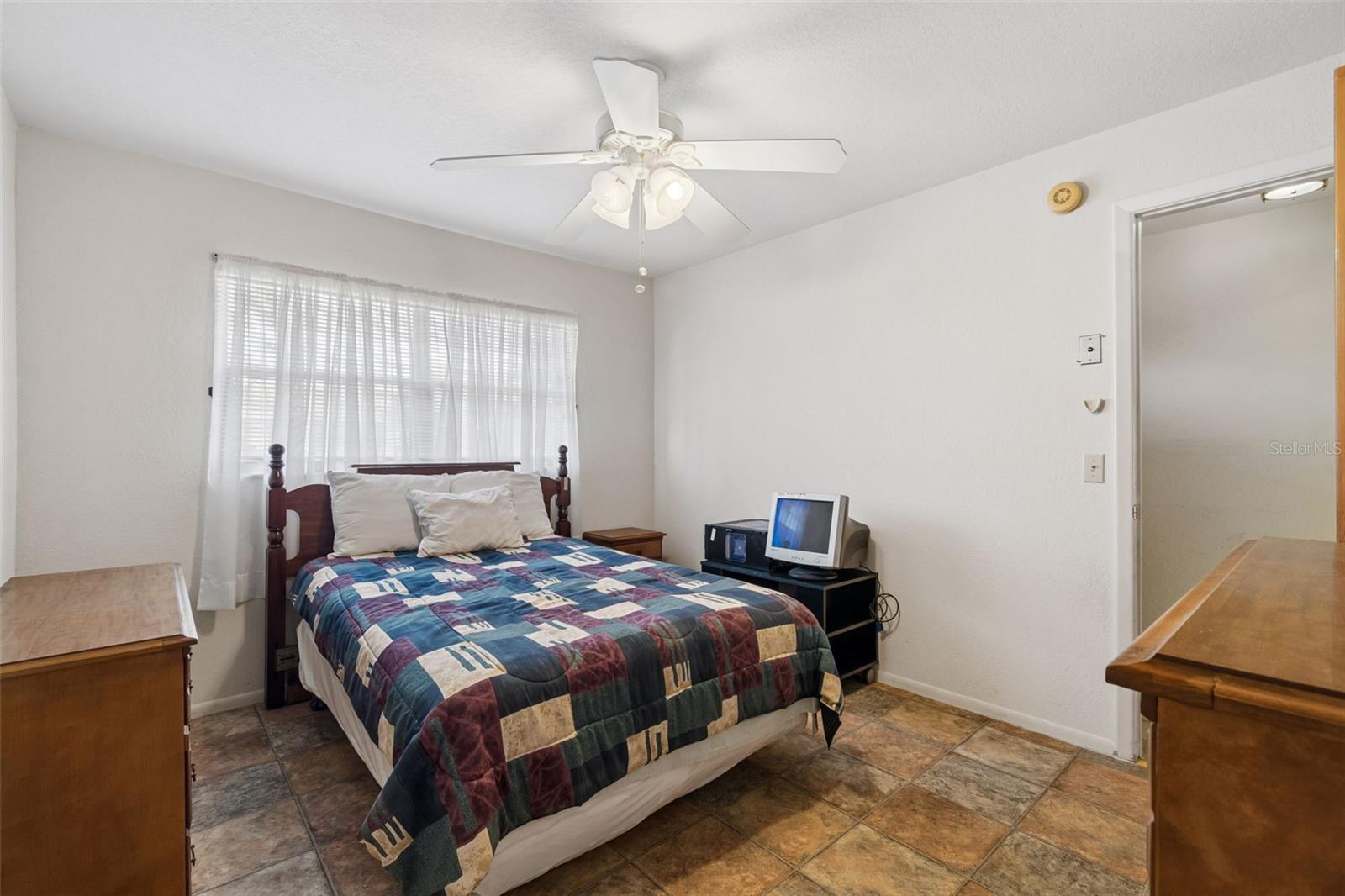 Image 31 of 65 For 7920 Radcliffe Circle