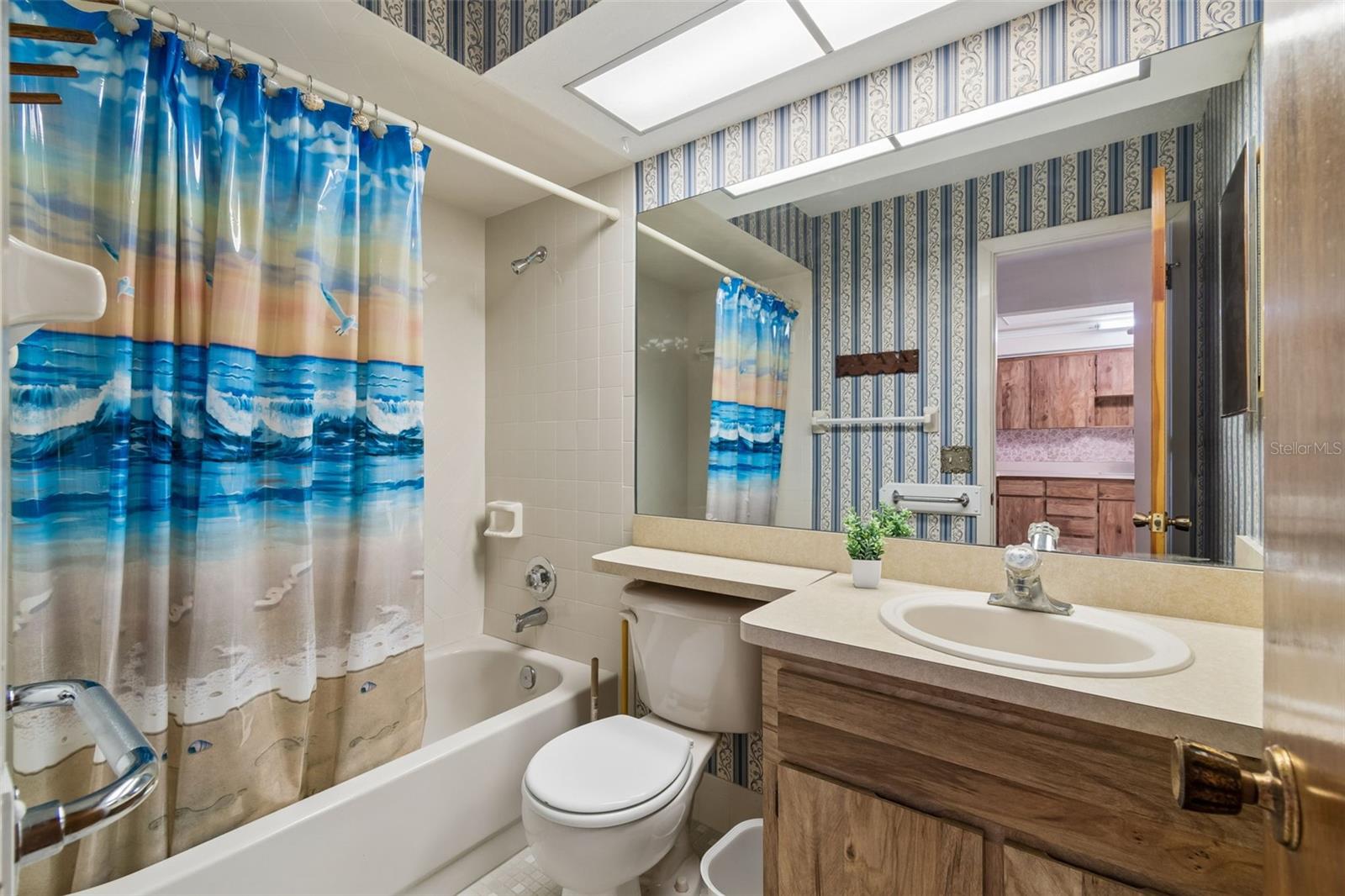 Image 34 of 65 For 7920 Radcliffe Circle