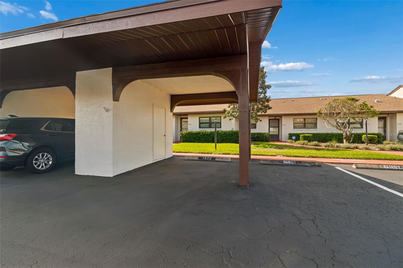 Image 41 of 65 For 7920 Radcliffe Circle