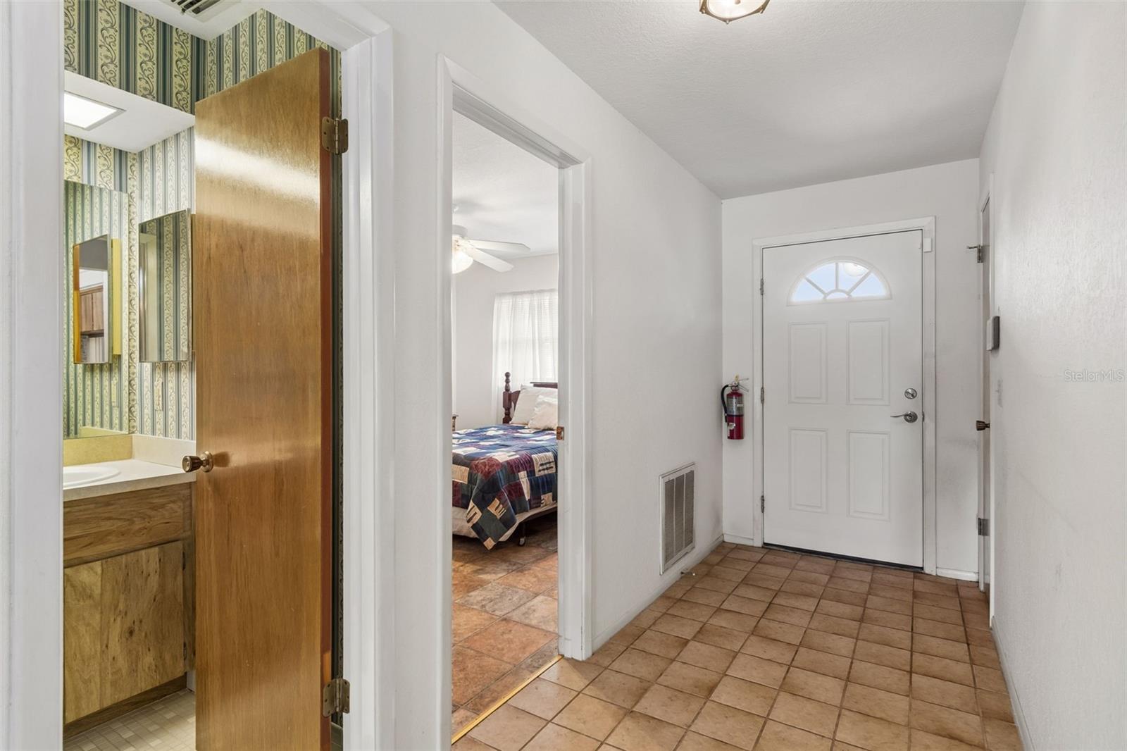 Image 5 of 65 For 7920 Radcliffe Circle