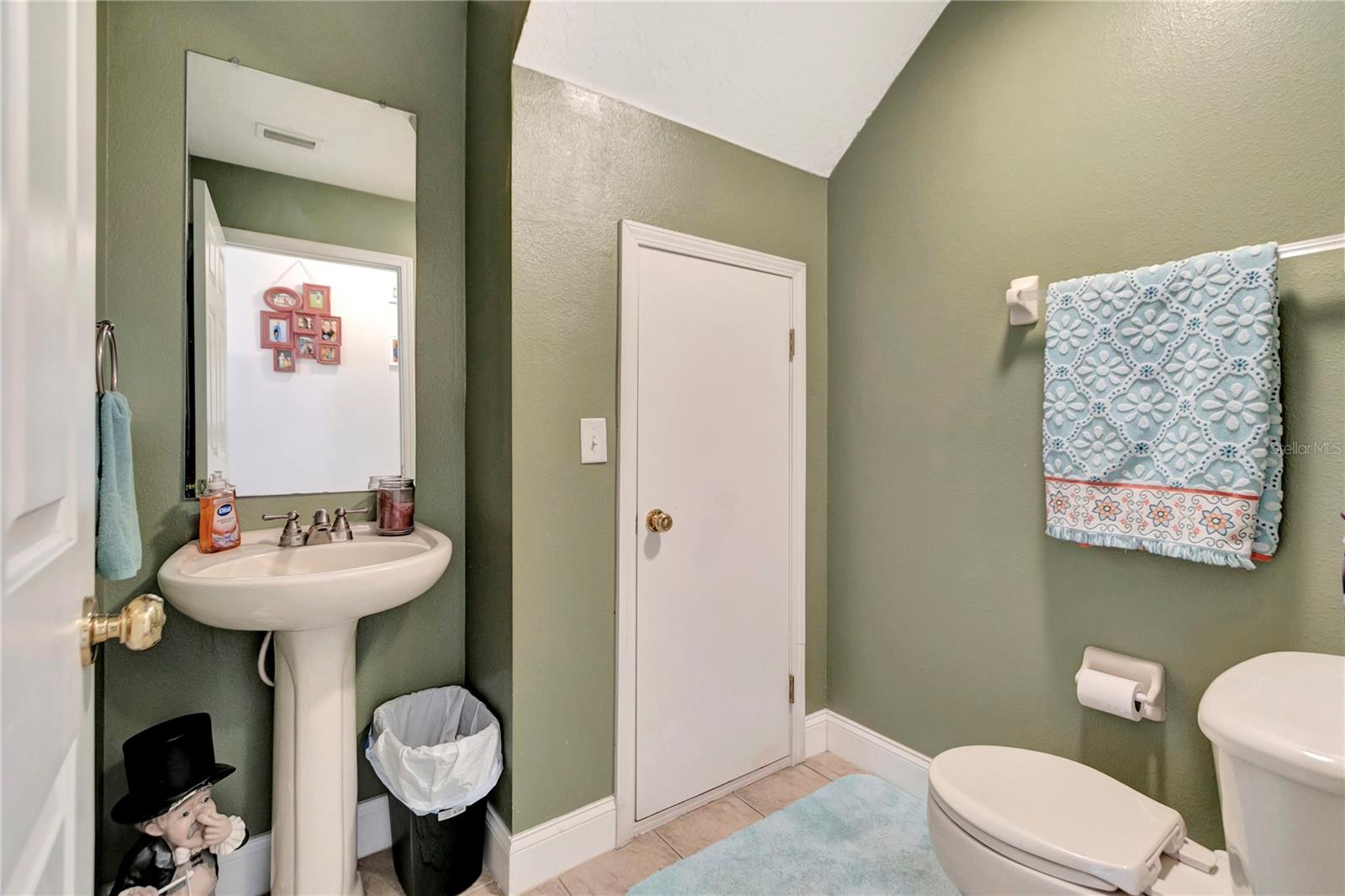 Image 13 of 29 For 213 Draw Bridge Lane