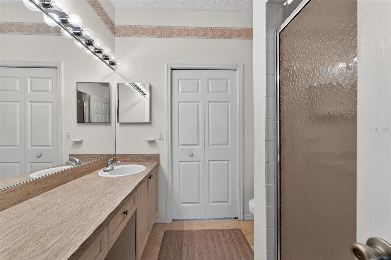 Image 29 of 78 For 1050 Starkey Road 509